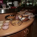 Garni Eden 2* Canazei