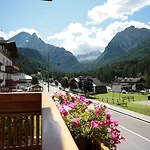 Garni Eden Hotel Canazei