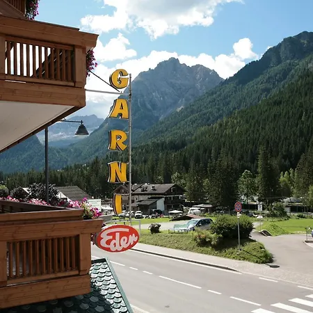 Garni Eden فندق