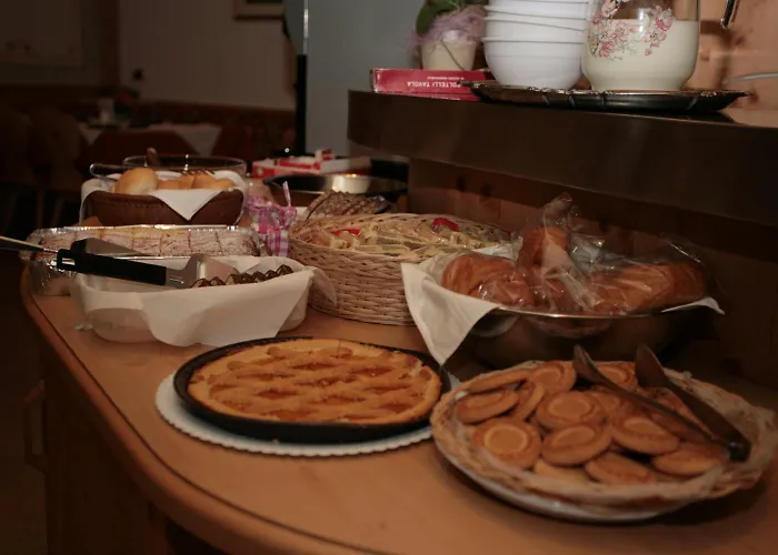 Hotel Garni Eden Canazei